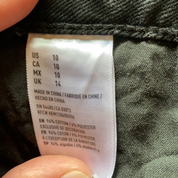 American Eagle Distressed Mini Skirt - Picture 4 of 4